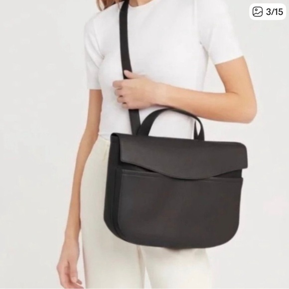 Cuyana Convertible Satchel-15 inch Backpack/Satchel bag in black main image 6